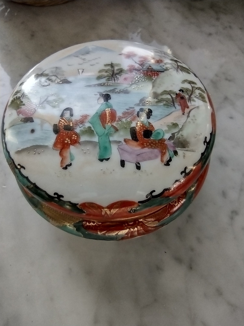 Hand-Painted Ceramic Trinket Box with Asian Scene - Multicolor